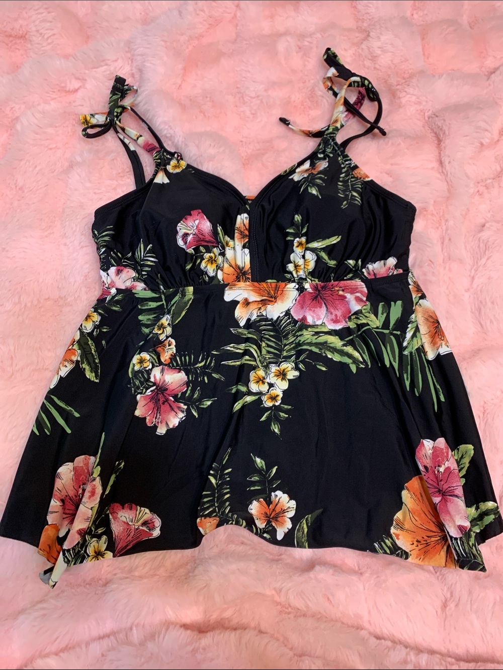 KONA SOL Black Tropical Floral Flyaway Sharkbite Hem Tankini Size 14 W EUC